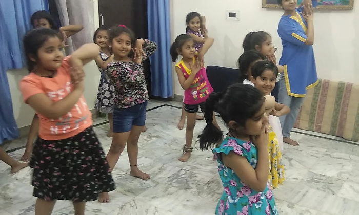 Aamad Music And Dance Center